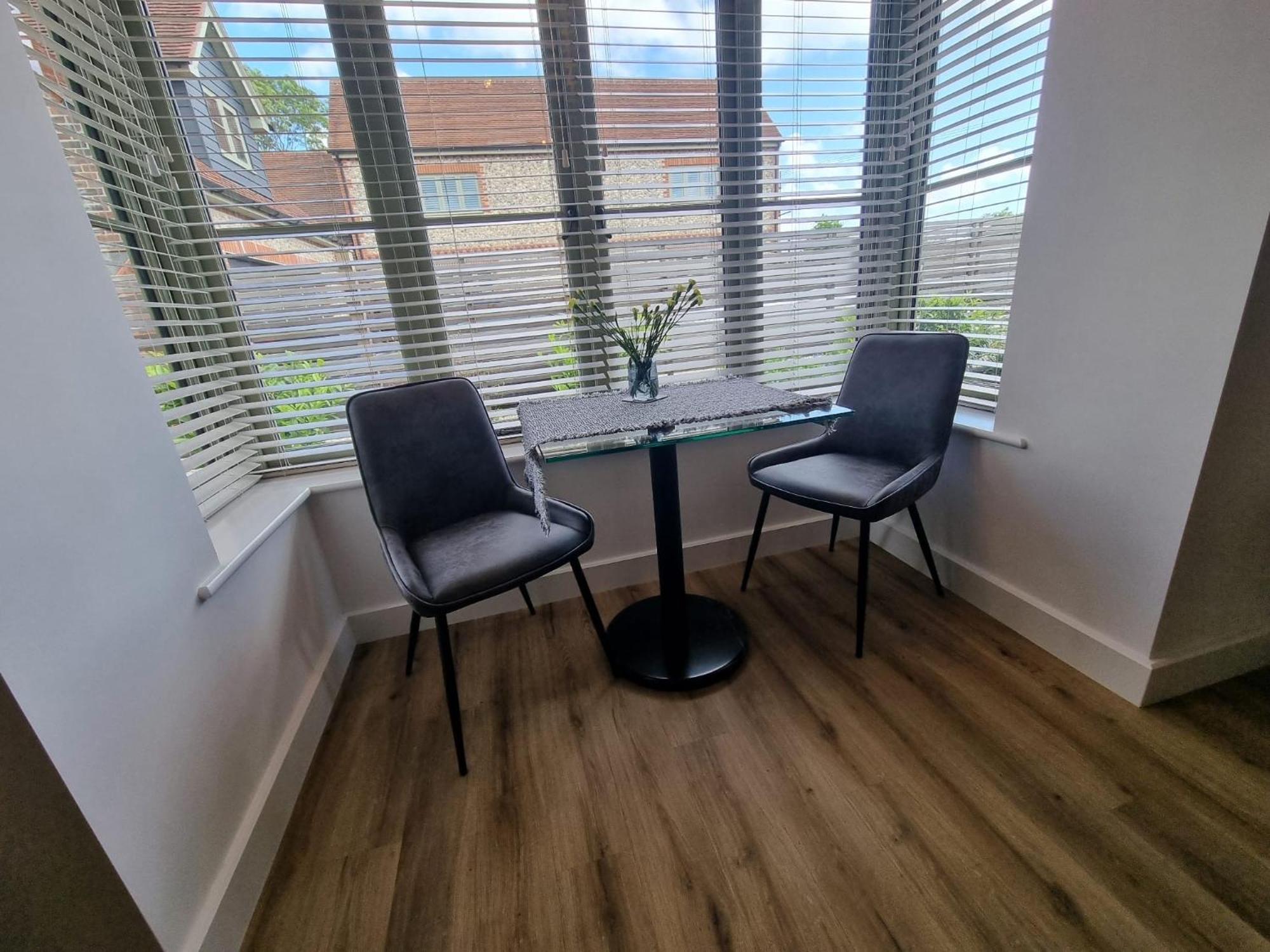 Apartamento Blundens Kellingley Chichester Exterior foto
